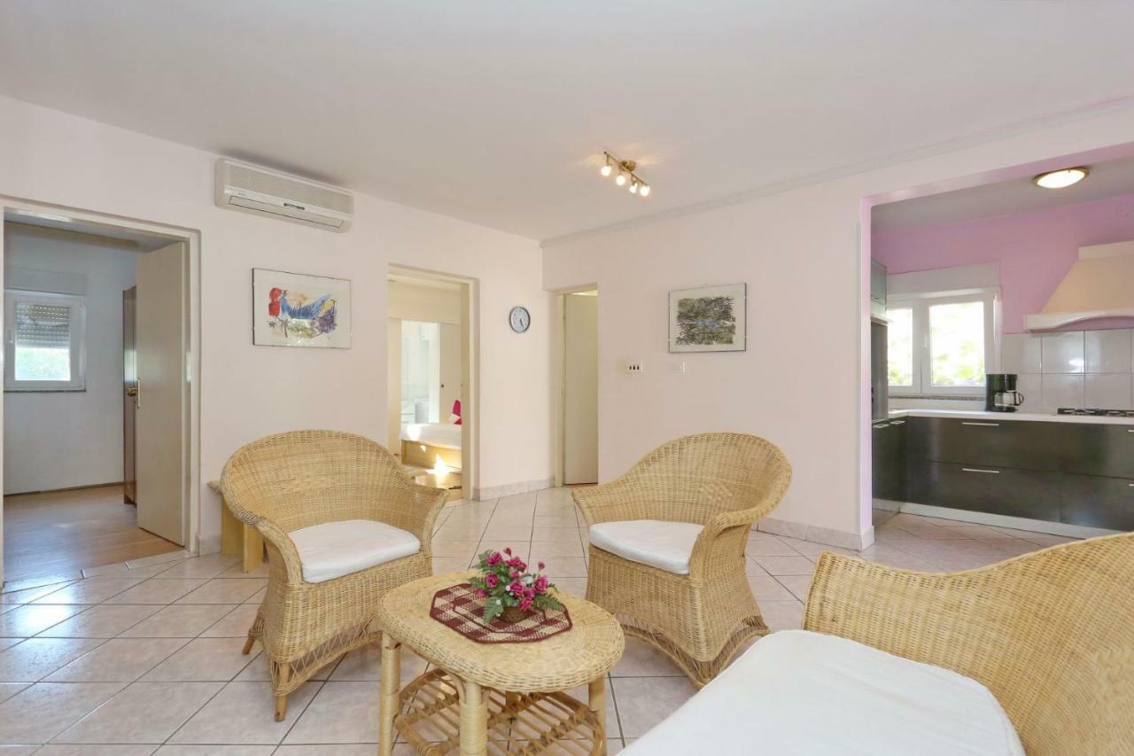 Villa Neyla Vir Ngoại thất bức ảnh