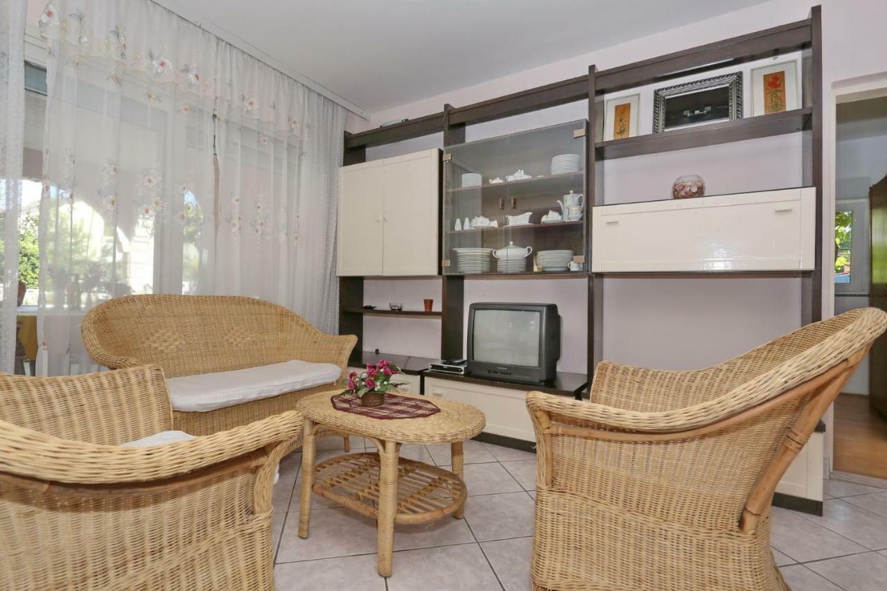 Villa Neyla Vir Ngoại thất bức ảnh