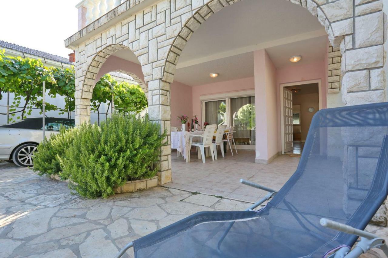 Villa Neyla Vir Ngoại thất bức ảnh
