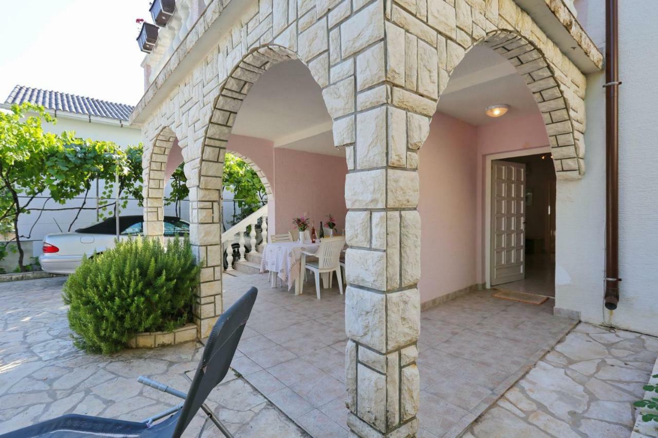 Villa Neyla Vir Ngoại thất bức ảnh