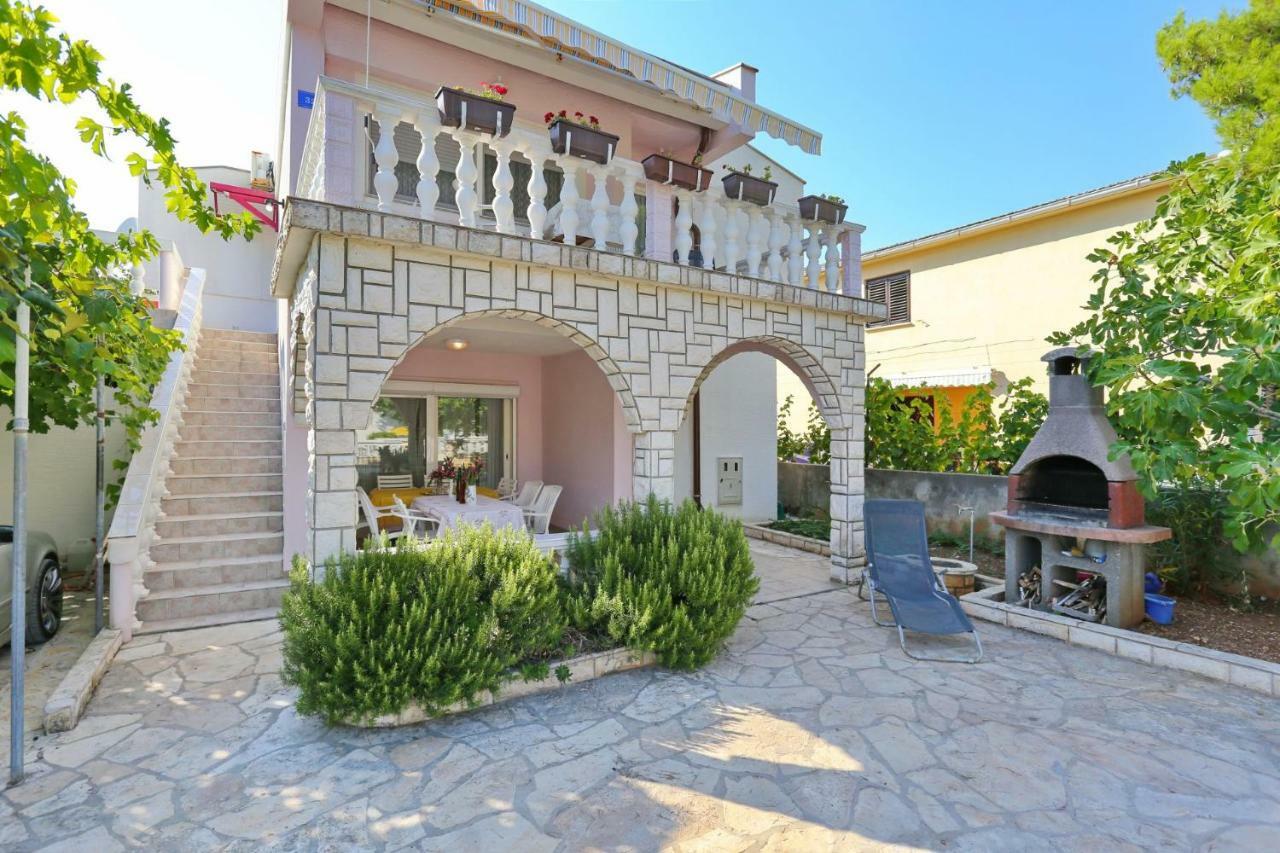 Villa Neyla Vir Ngoại thất bức ảnh